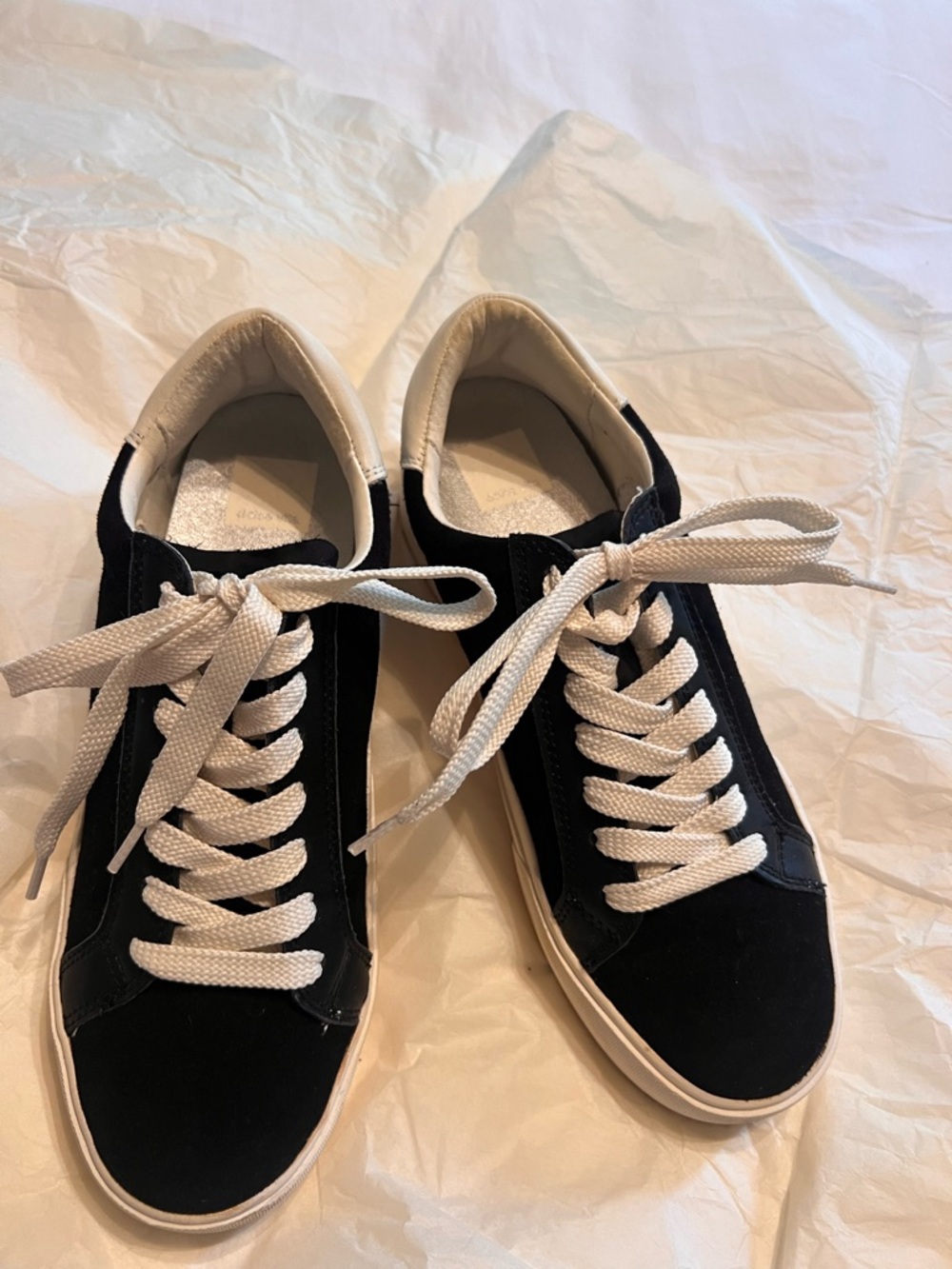 Dolce Vita Classic Women's Black Suede Lace-Up Sneakers like New